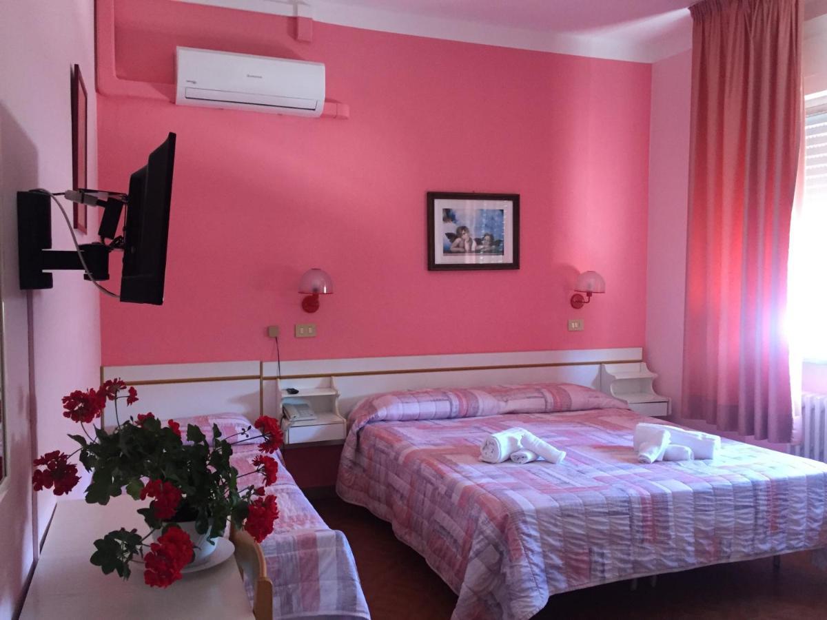 Hotel Ellymar فادا المظهر الخارجي الصورة