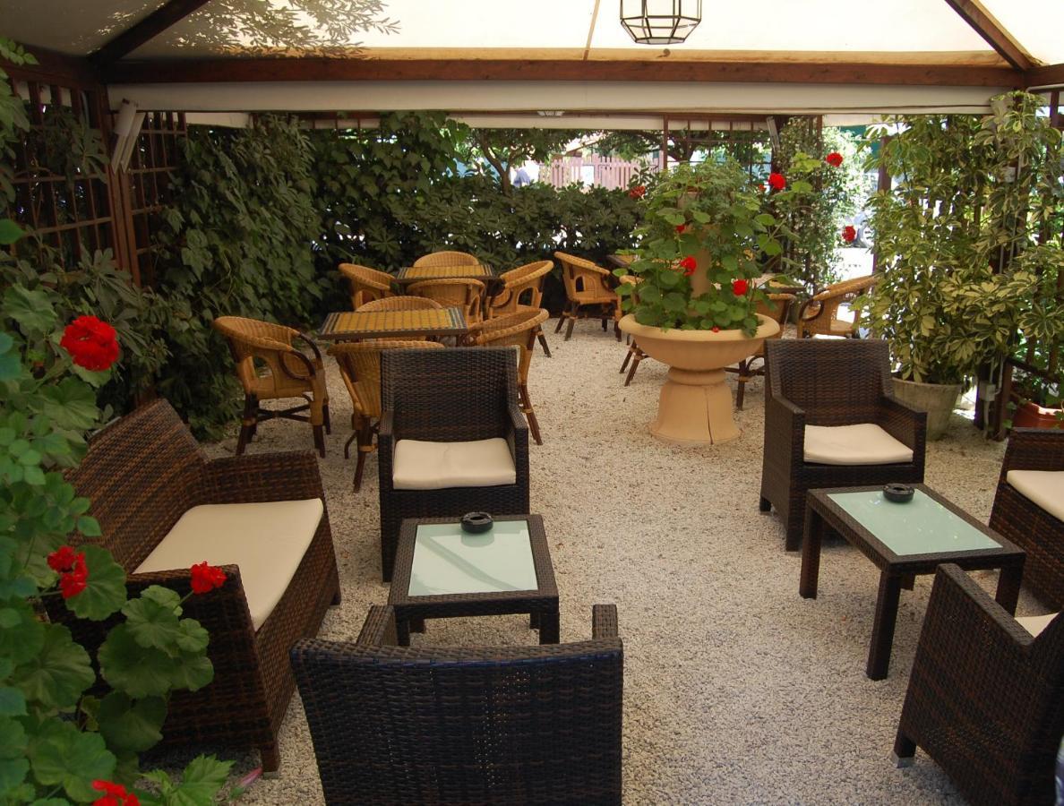 Hotel Ellymar فادا المظهر الخارجي الصورة