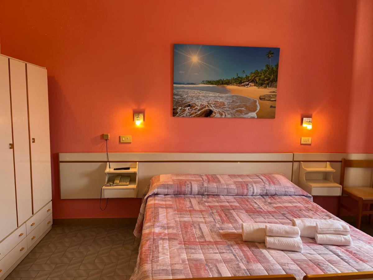 Hotel Ellymar فادا المظهر الخارجي الصورة